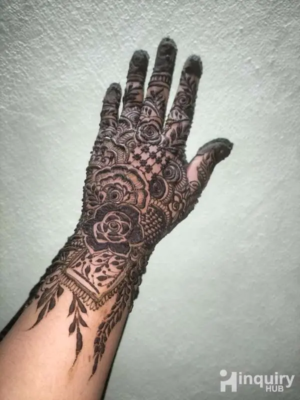 Syeda Fatima  Mehndi Artists