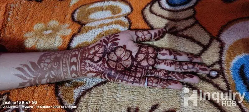 Rayan  Mehndi Artists