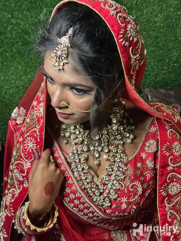 Mekover Pooja Chohan