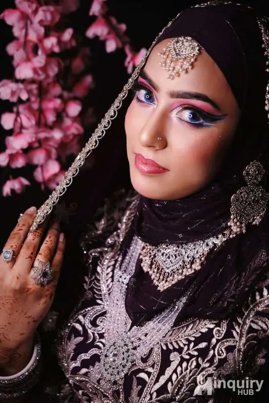 Aamna Makeup Artist
