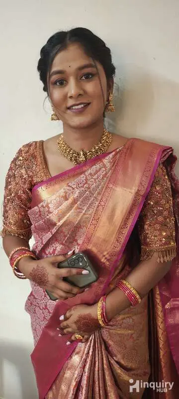 Makeup Artist Miss  Pranjali Kumbhar