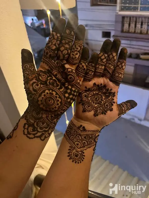 Mehndi Artist  Alfiya