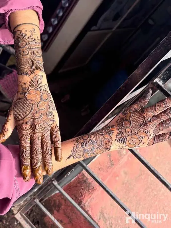 Mehndi Artist Sahista Ansari