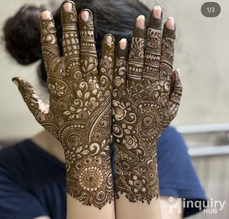 Rehnuma Mehndi Artist