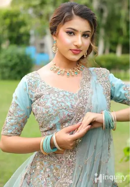 Aarti Makeup
