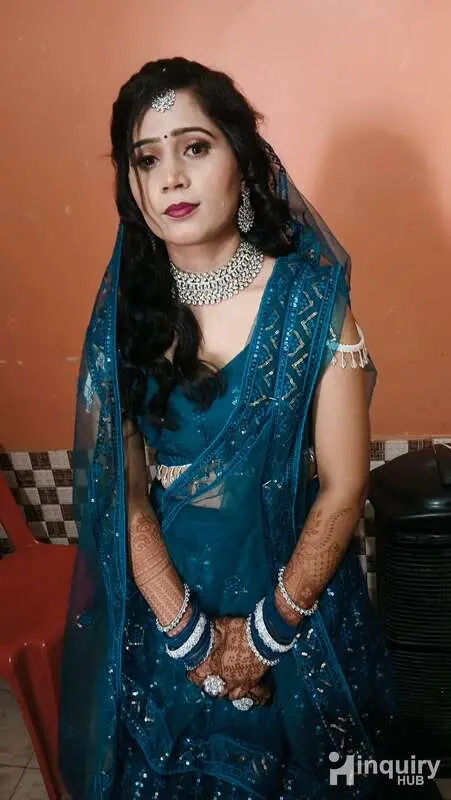 Gunja  Makeup Artist
