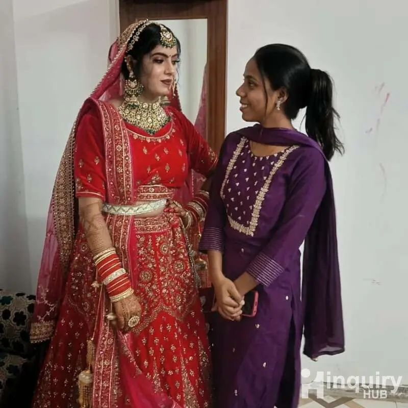 Gunja  Makeup Artist