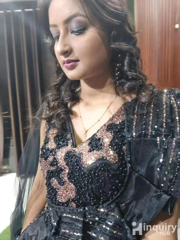 Gunja  Makeup Artist