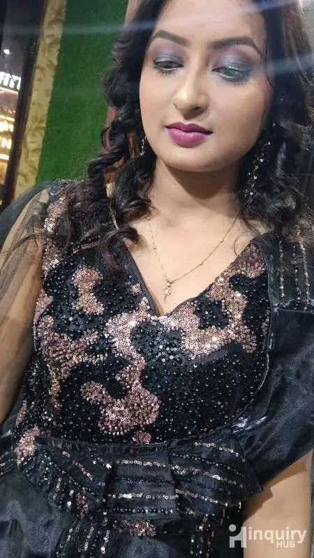 Gunja  Makeup Artist