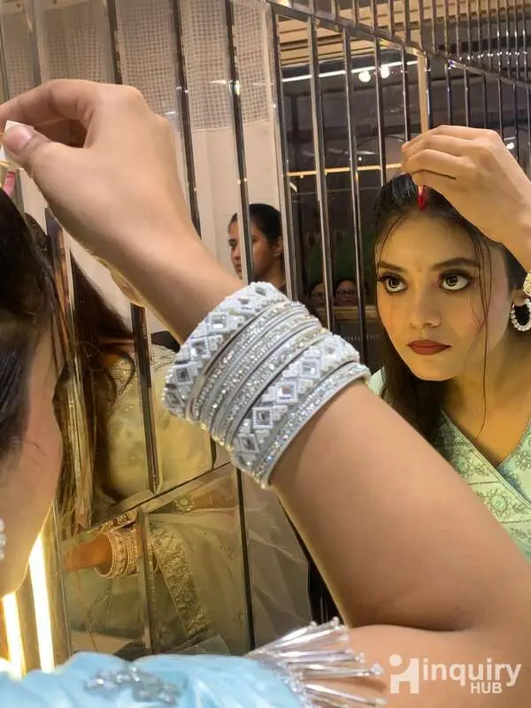 Jyotii Makeovers
