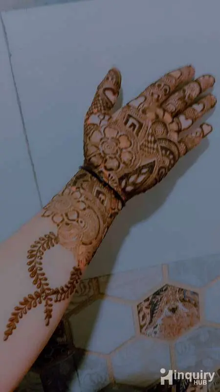 Shagufta Mehandi Artist