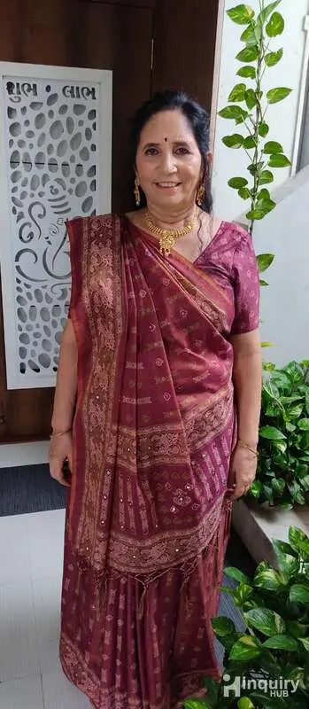 Uma Makeup Artist