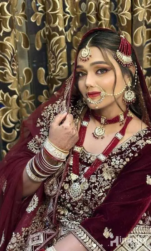 The Ishu Art Makeup Artist