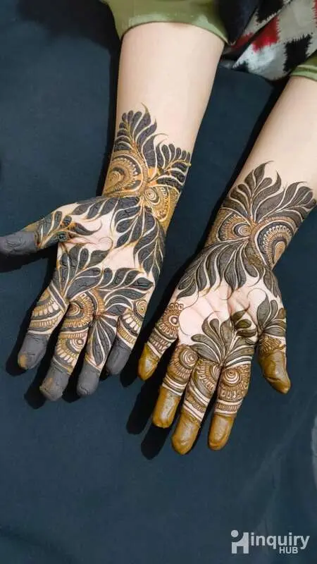 Shifa Mehendi Artist