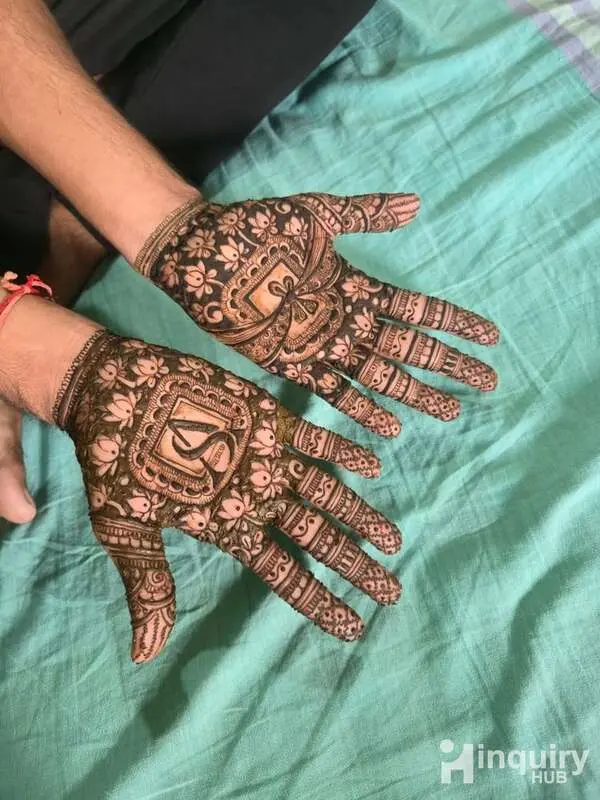 Shifa Mehendi Artist
