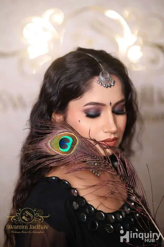 Swamini Jadhav Makeup  Hair   Nail Artist