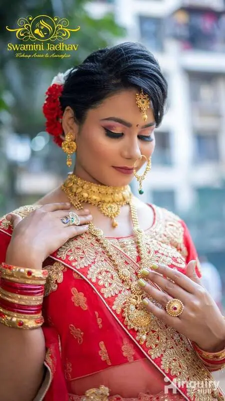 Swamini Jadhav Makeup  Hair   Nail Artist