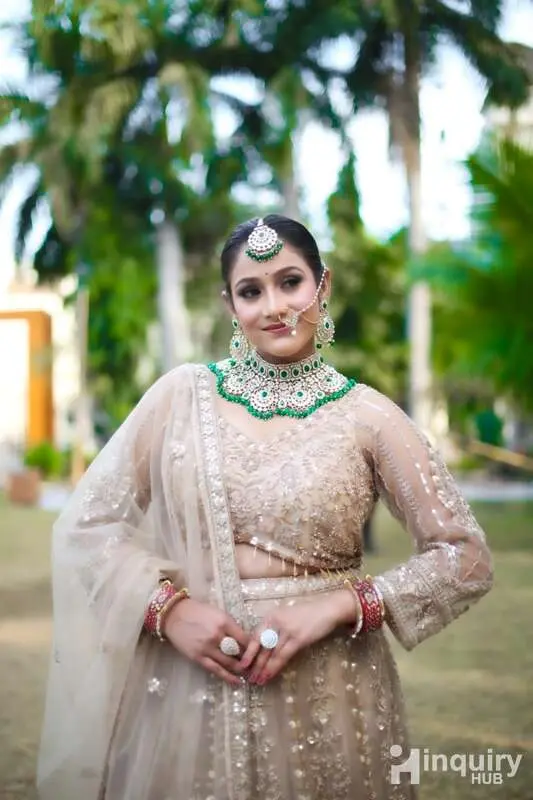 Smart Look Makeup Studio   Academy
