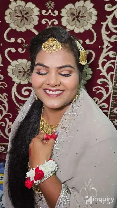 Shobha J Beauty  World   Mekaup Artist Cosmetologist