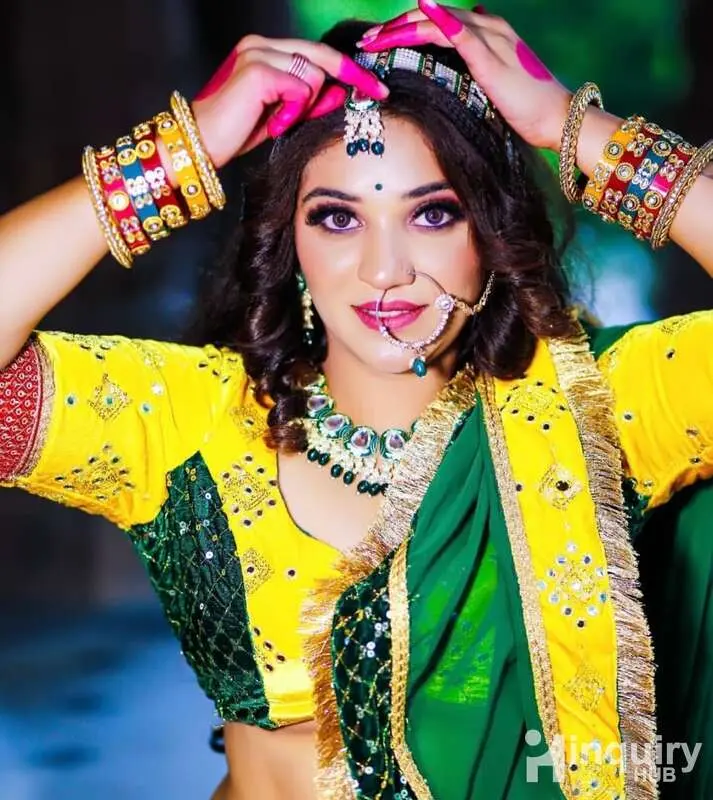 Ayushi Makovers