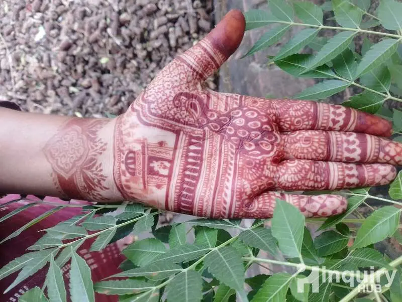 Sweeti Mehndi Artist
