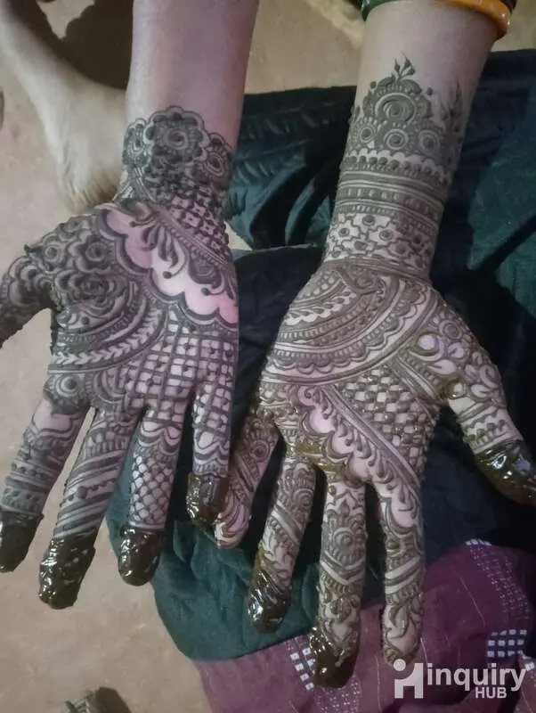 Sweeti Mehndi Artist