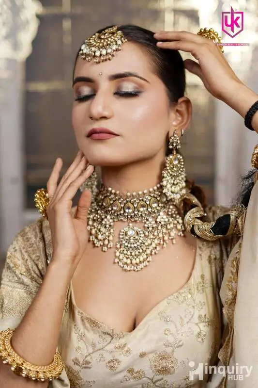 She Style Makeup