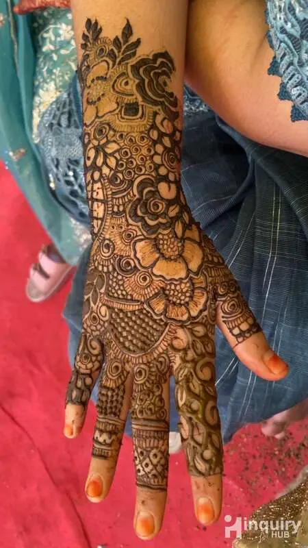 Shaikh Mehndi Artist