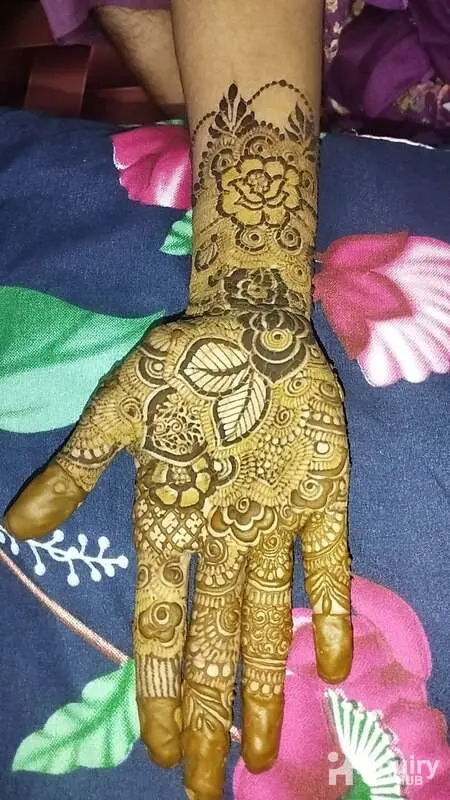 Shaikh Mehndi Artist