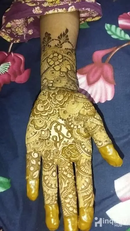 Shaikh Mehndi Artist