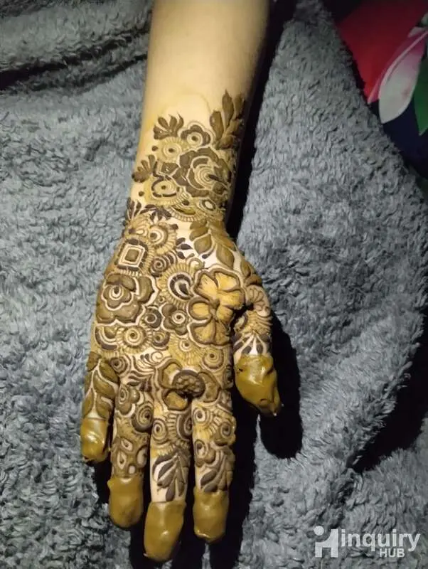 Shaikh Mehndi Artist