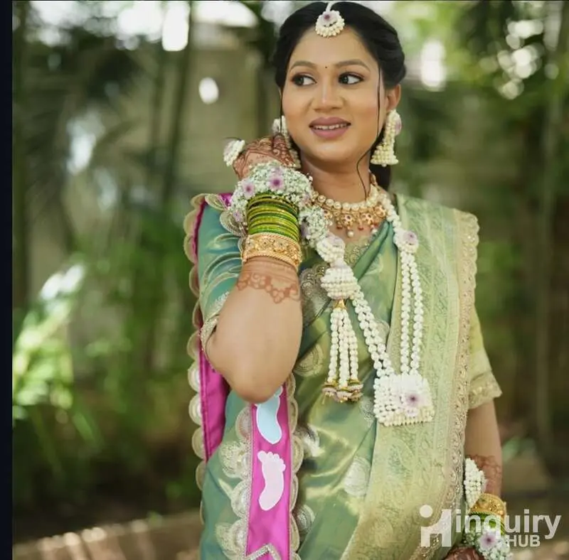 Anuradha Raskar Makeup Artist