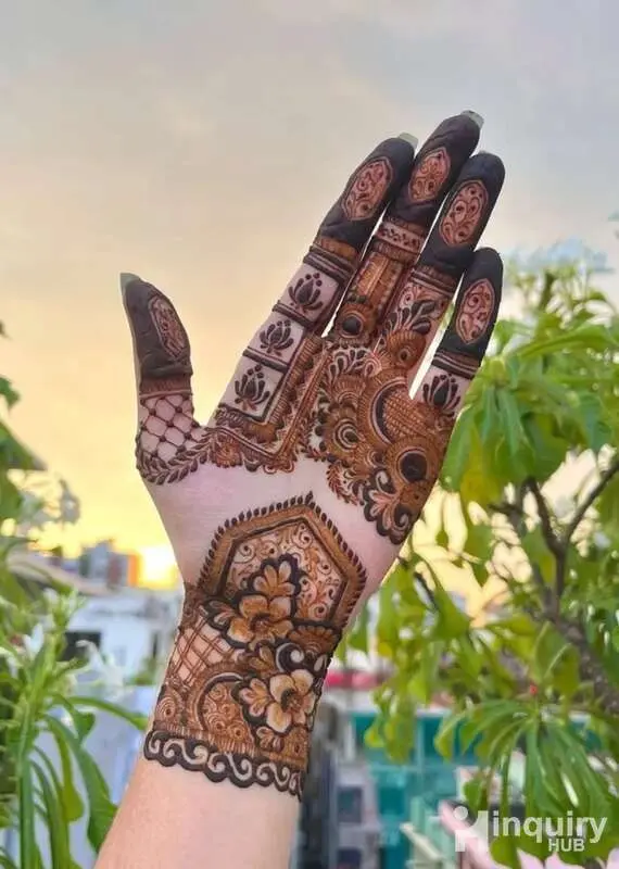 Khushi Henna Artistry
