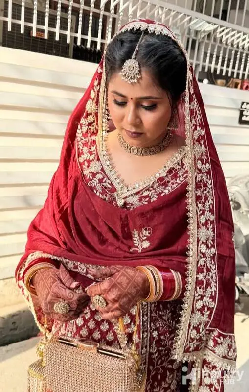 Makeup Artist Veerpal Kaur