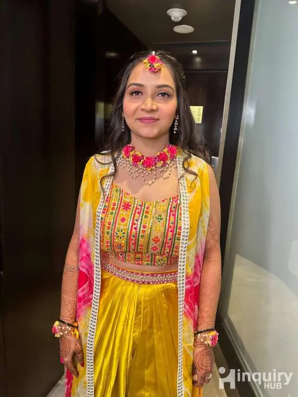 Agra Makeup Artist