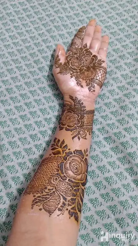 Sona Mehndi Artist