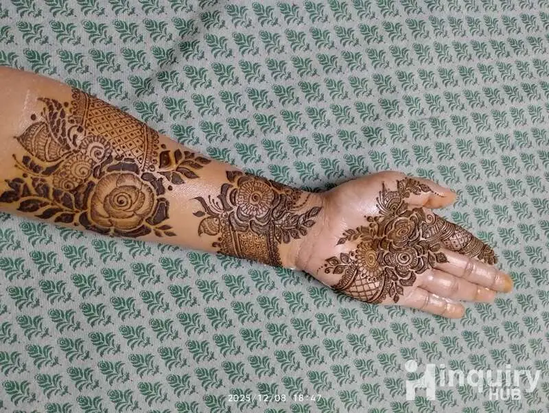 Sona Mehndi Artist