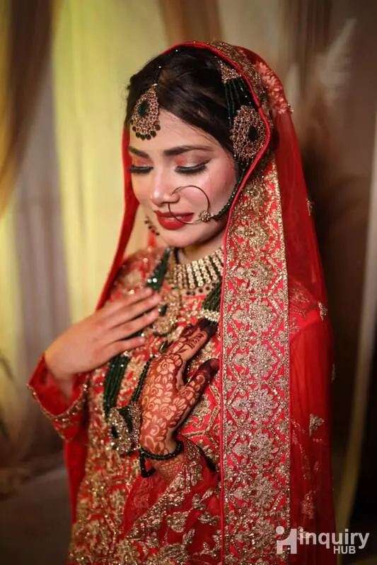 Insha Zehra Makeover