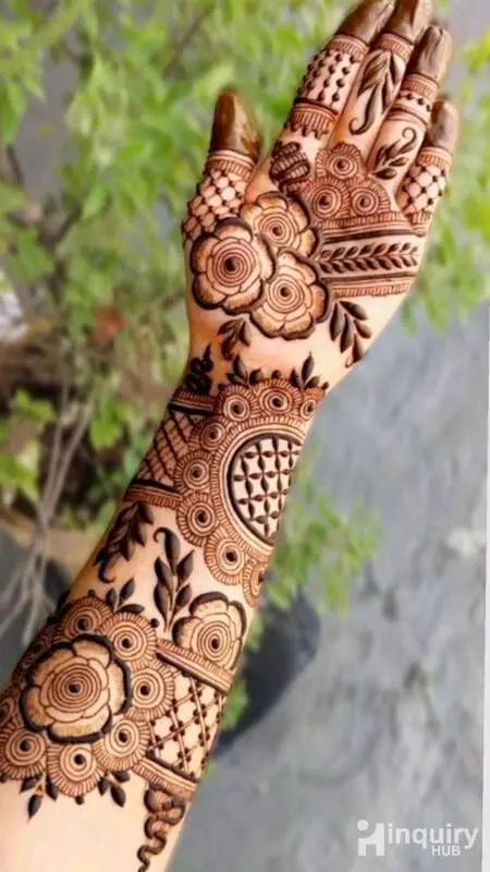 Mahendi Artist Mariya