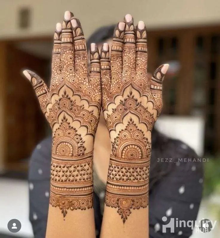Mahendi Artist Mariya