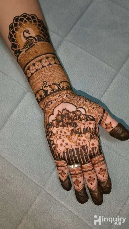 Priya Mehndi Artist