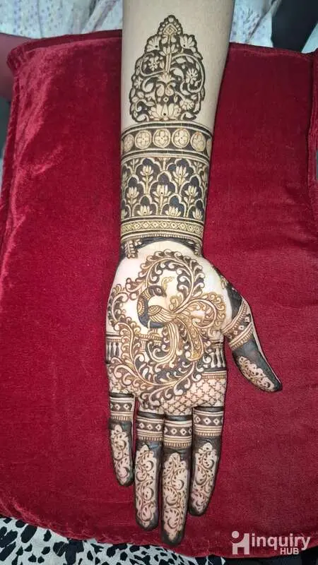 Priya Mehndi Artist