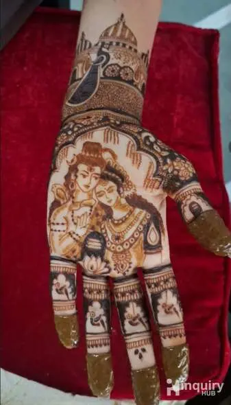 Priya Mehndi Artist