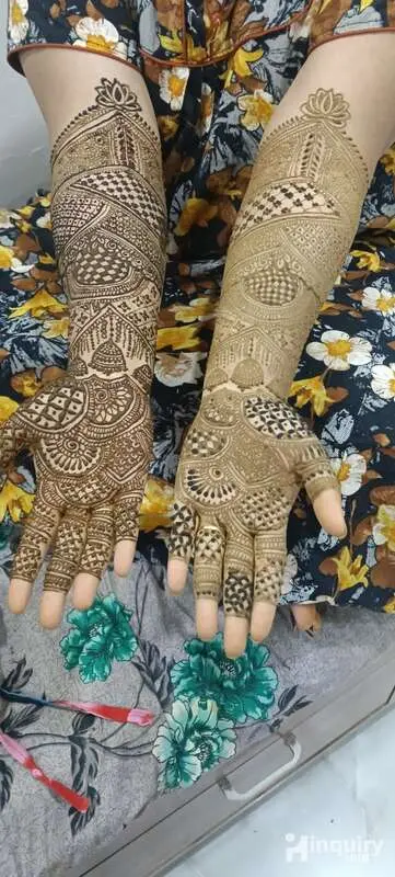 Pramila Mehndi Artist