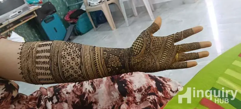 Pramila Mehndi Artist