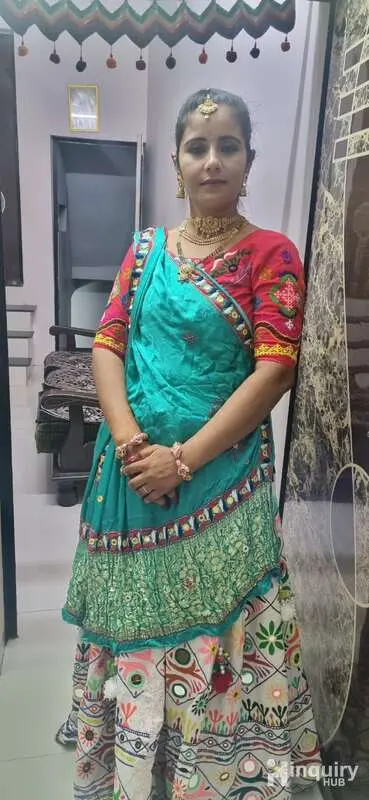 Makeup Artist Srusti