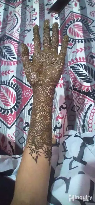 Afreen Saba Mehandi Artist