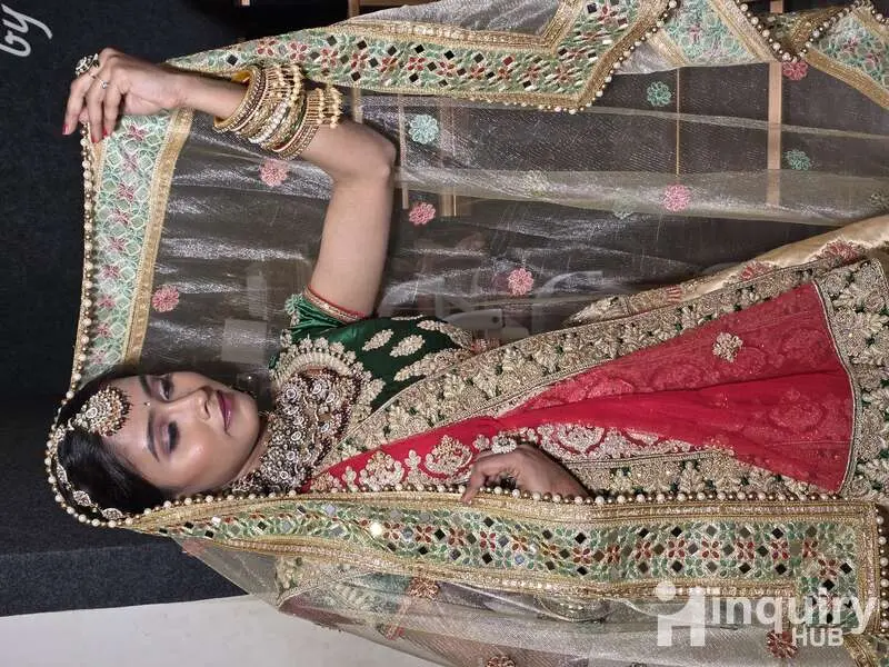 Vaishali Parmar Professional Artist