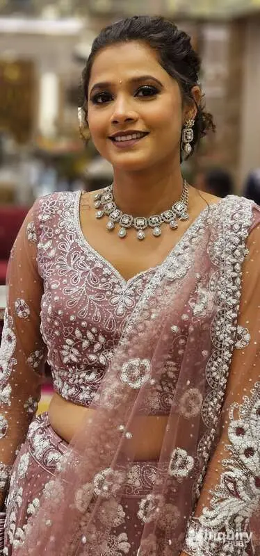 Simran Kaur Makeup Artist