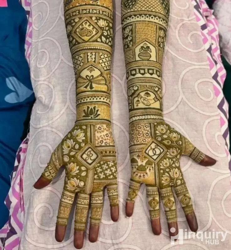 Shalini Mehndi Artist